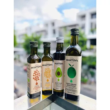 Dầu Ăn Hữu Cơ Ép Lạnh MANTOVA Dầu Oliu Siêu Nguyên Chất (ORGANIC EXTRA VIRGIN OLIVE OIL) 500ml