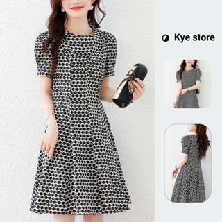 Đầm thiết kế KYE Solla dress dáng suông thoải mái