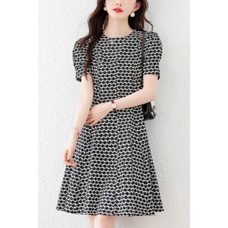 Đầm thiết kế KYE Solla dress dáng suông thoải mái