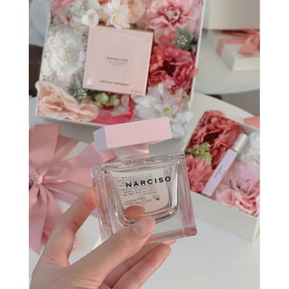 💗 𝐍ướ𝐜 𝐡𝐨𝐚 𝐍𝐚𝐫𝐜𝐢𝐬𝐨 𝐂𝐫𝐢𝐬𝐭𝐚𝐥 𝐄𝐚𝐮 𝐃𝐞 𝐏𝐚𝐫𝐟𝐮𝐦 90ml Authentic 💗