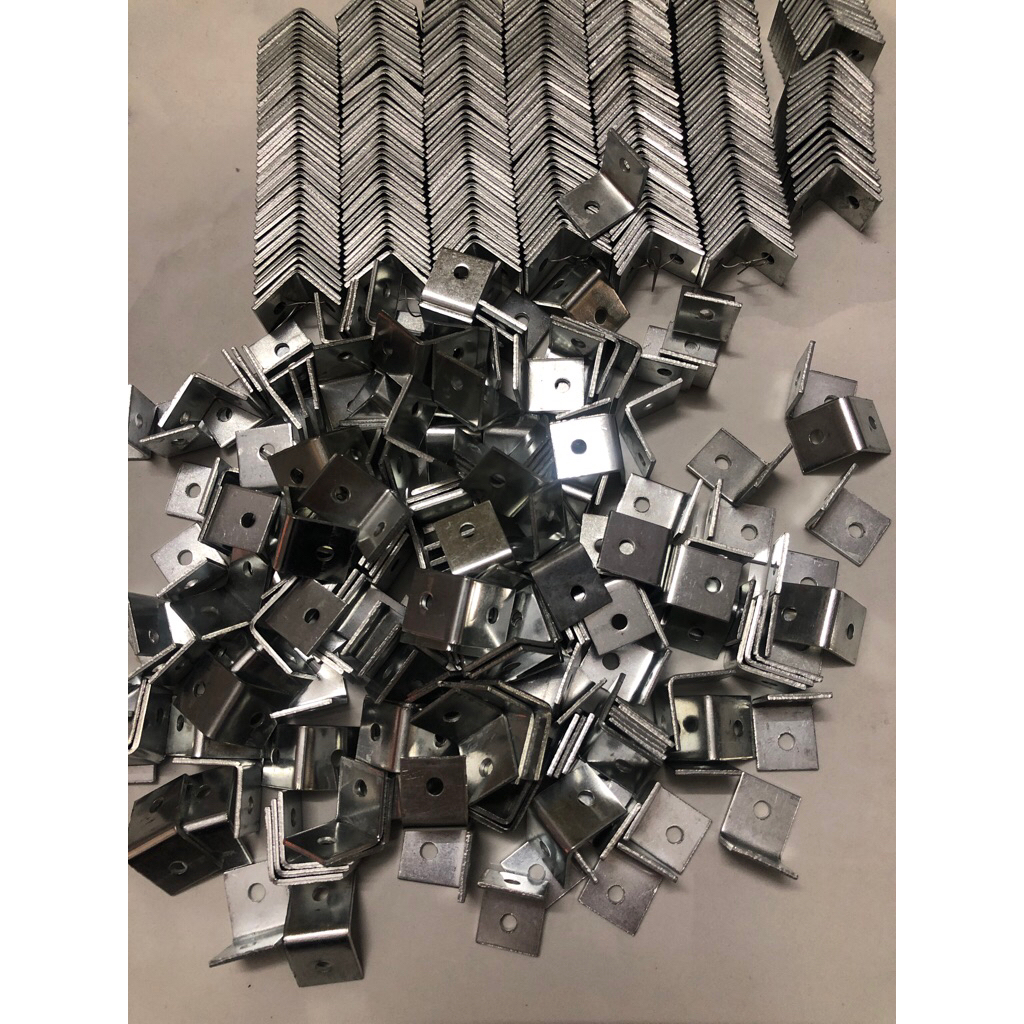 ( SALE SỐC) 10 Ke L sắt mạ kẽm (2 x 2 x 2cm) lỗ M5 | Shopee Việt Nam