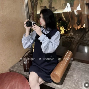 MIU.STUDIO •Set váy yếm xuông ngắn xoè đính tag hoa đá cao cấp phối áo sơmi cổ sen tay bồng phong cách tiểu thư Hàn Quốc