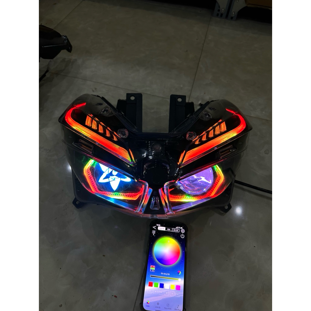 Pha Vario Độ Sẵn Bi Cầu 3.0 E11+ Công Xuất 70W Full App Đổi Màu + Audi Mý Đổi Màu , Lắp Đặt dễ dàng( Bảo Hành 2 năm )