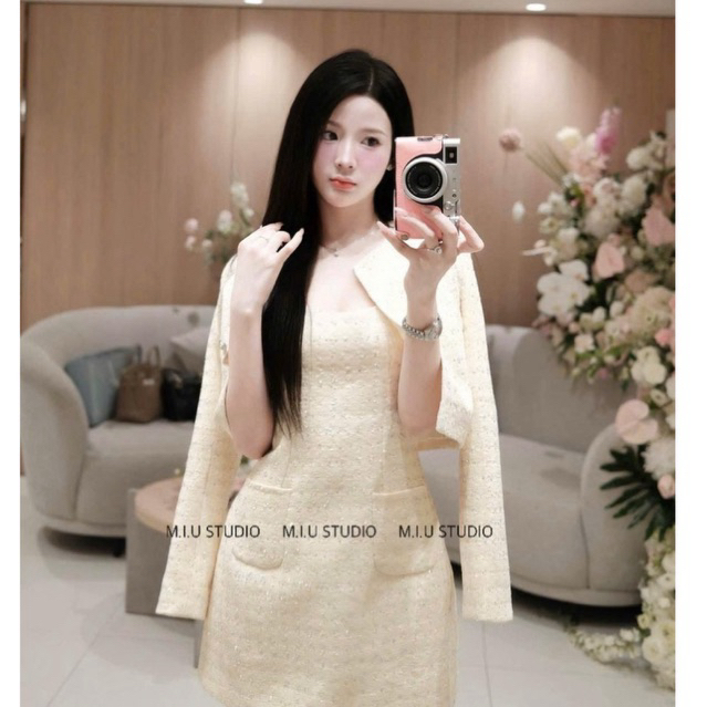 MIU.STUDIO •”Fari Set” Set áo khoác dạ tweed kim sa dáng croptop dài tay đính khuy đồng + Váy đầm nữ 2S dáng A cao cấp