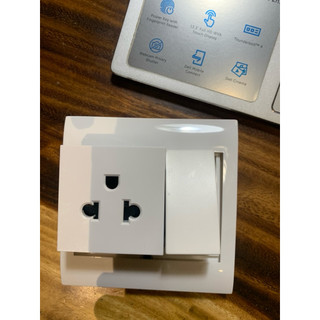 WS012 +WGSM16EA - BÔ CÔNG TẮC Ổ CẮM  16A-HAGER