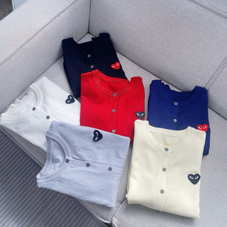 Cardigan cổ tròn trái tim , style hàn quốc