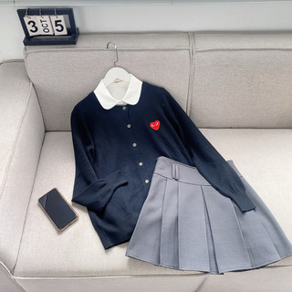 Cardigan cổ tròn trái tim , style hàn quốc