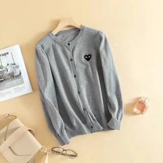 Cardigan cổ tròn trái tim , style hàn quốc