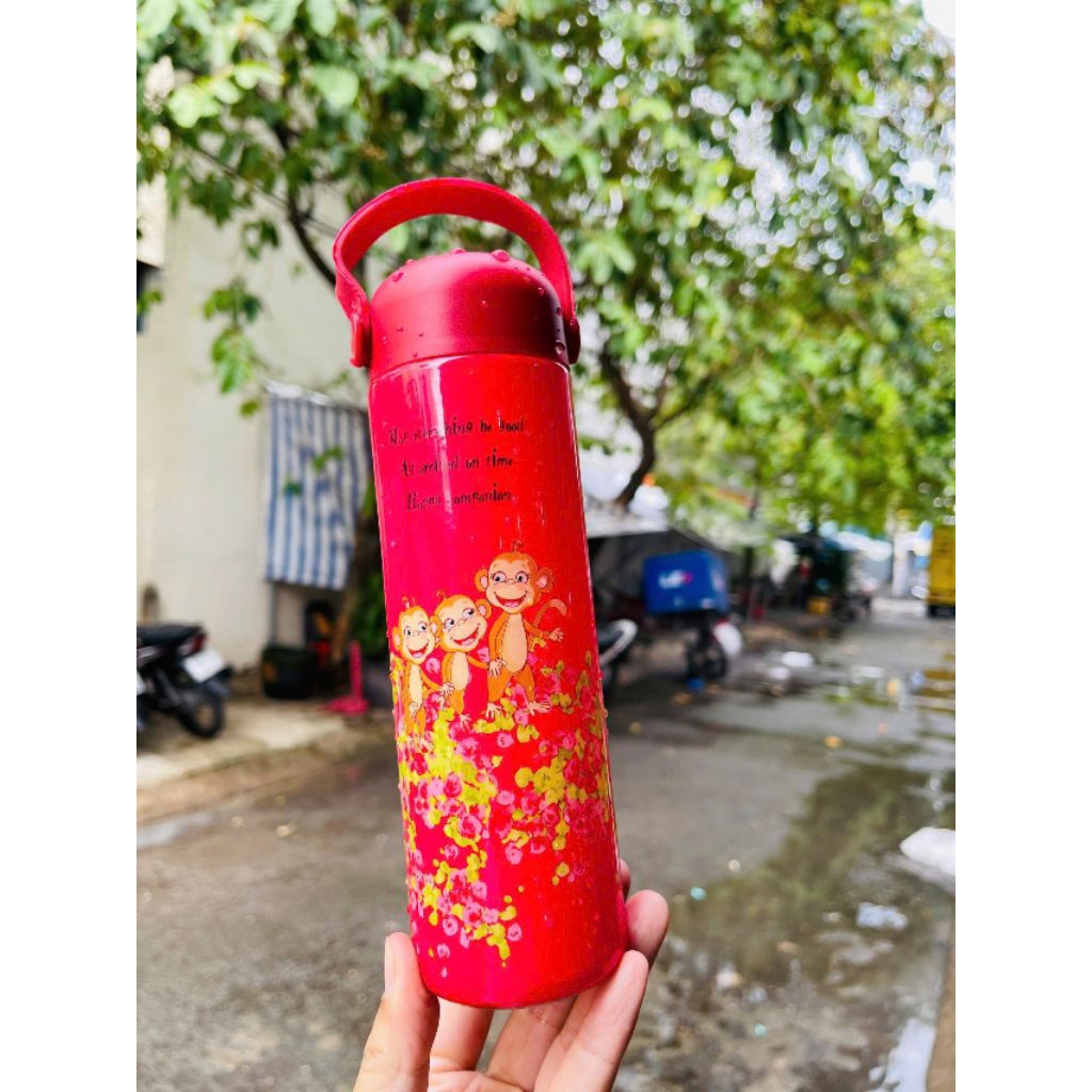 Bình thủy tinh 330ml siêu Cute cho bé. HKM