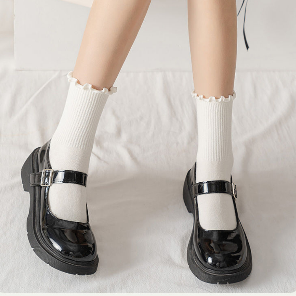 Tất nữ cổ cao vừa chất cotton mềm mịn - Vỡ nữ viền gơn sóng ôm chân thoải mái ZANABRA T23