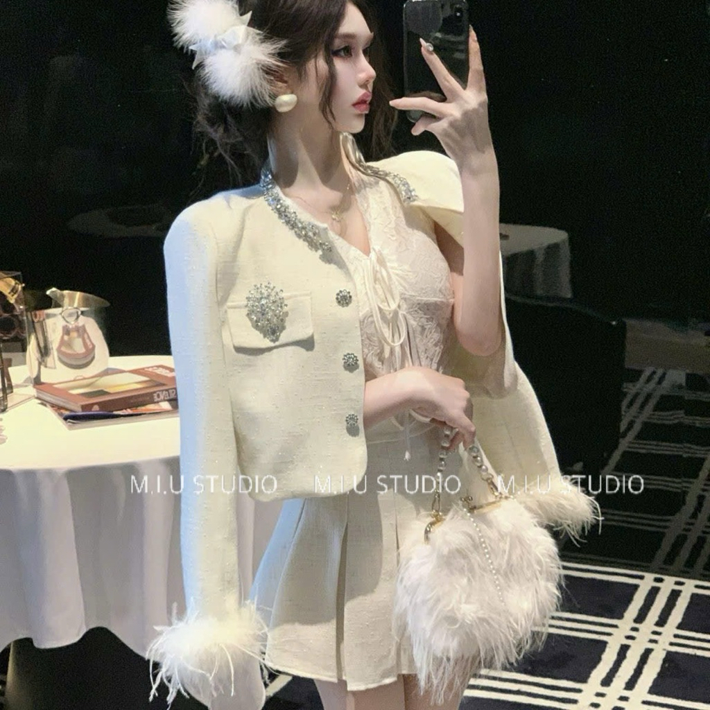 MIU.STUDIO • Set dạ tweed cổ viền ngọc tay phối lông cao cấp ,Áo khoác dạ kèm chân váy xếp ly-hàng 2 lớp dày dặn loại 1
