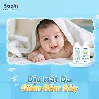 Nước Tắm Thảo Dược SACHI Ngăn Ngừa Rôm Sảy, Làm Ấm Hỗ Trợ Ngăn Cảm Cúm, Cảm Lạnh Cho Bé Lọ 250ml