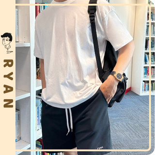Quần short đen