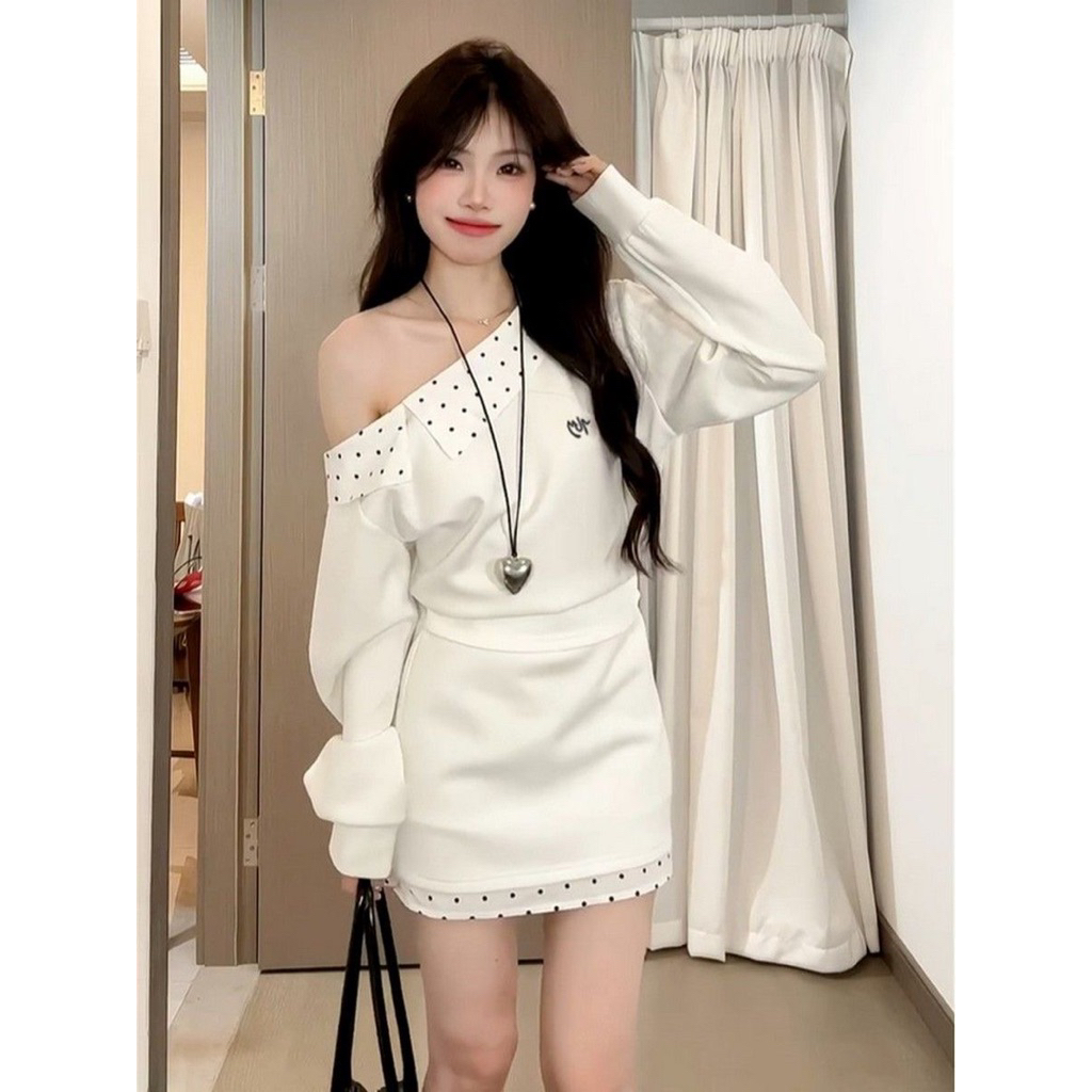 Set Áo Vai Lệch Trắng Chấm Bi + Chân Váy Ôm – Thanh Lịch Chuẩn Gái Hàn 💫