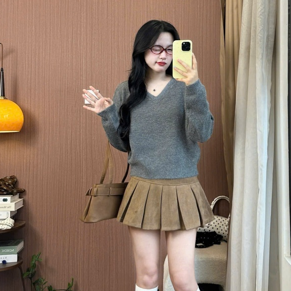 Áo Len Nữ Lông Thỏ Mềm Cổ V Dáng Lửng Croptop Form Ôm Dày Dặn Thời Trang Thu Đông Joolate 5582 P9k6