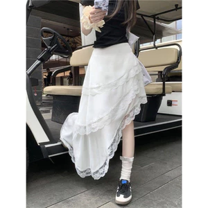 Chân Váy Chéo Phối Ren – Nữ Tính Mà Vẫn Cực Chất 💃🖤🤍