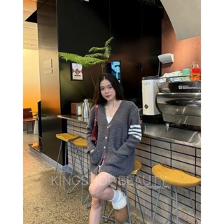 Áo Len Cardigan Thomb Len Xù Form Rộng Trùm Mông QCCC Cao Cấp
