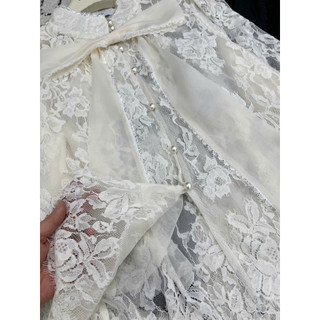 Áo sơ mi ren hoa dài tay cúc ngọc kèm tag nơ dài #85053