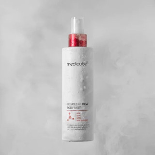 Xịt dưỡng thể cho da mụn medicube Red Clear Cica Body Mist 200ml