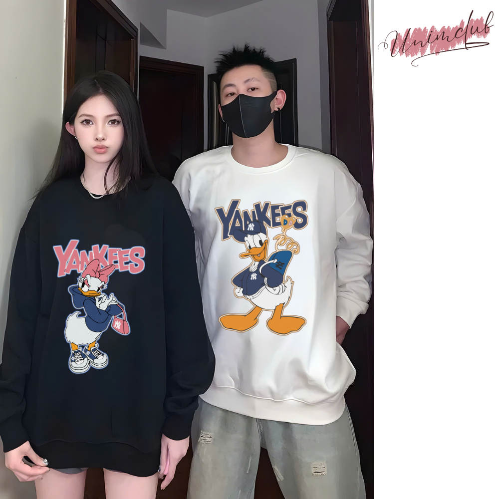 Áo Đôi Sweater Donald Daisy NY Đeo Túi Nhiều Màu Áo Dài tay Thu Đông Vải Nỉ Chân Cua Cao Cấp Unim Store - SWDD