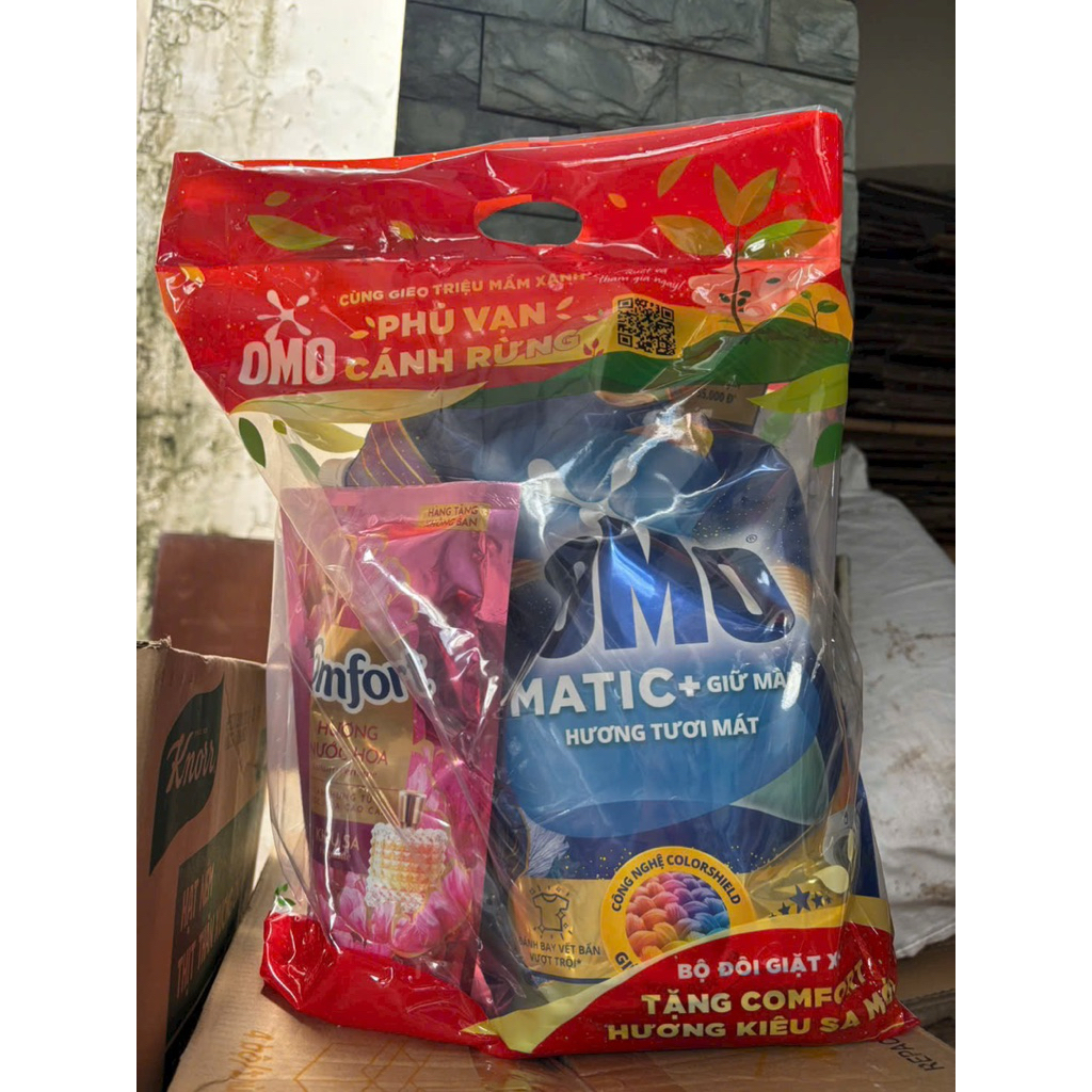 nước giặt omo matic cho máy giặt cửa trên / trước túi 3.6kg