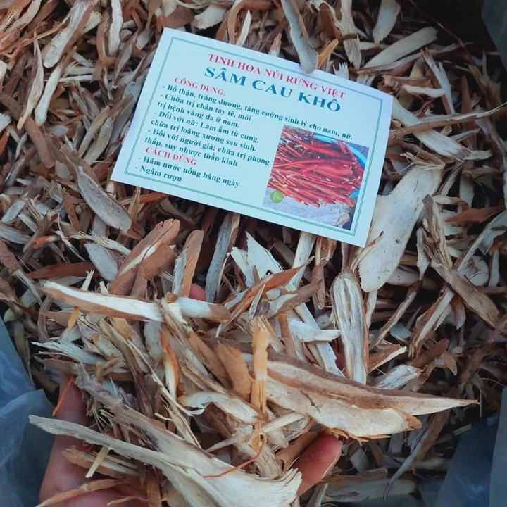 SÂM CAU ĐỎ KHÔ SẠCH ĐẸP