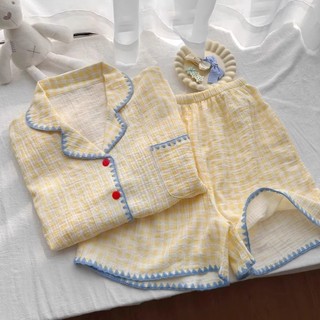 Đồ ngủ pyjama (V51) - Bộ đồ đùi caro vàng đáng yêu tiện dụng