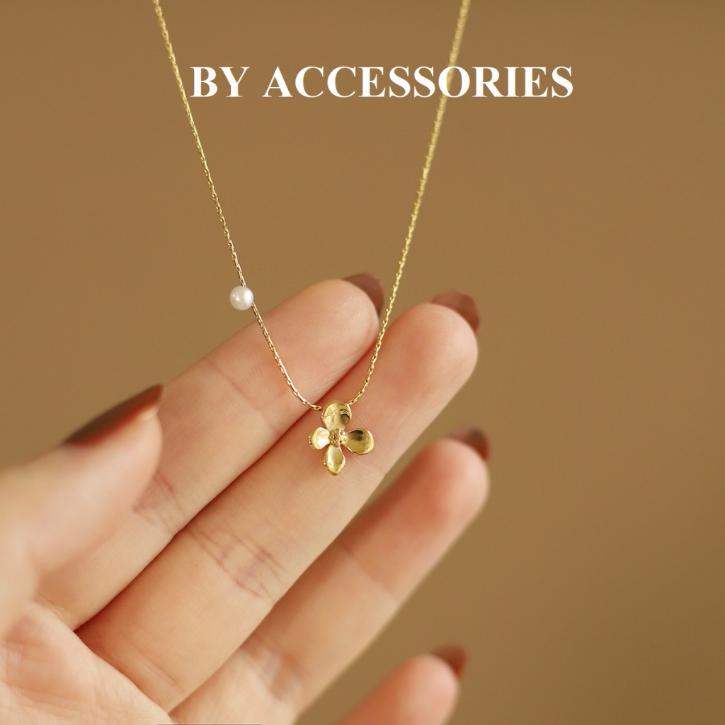 Dây chuyền nữ titan mặt hình hoa mộc tê mạ vàng 18K không gỉ WN2543 BY ACCESSORIES