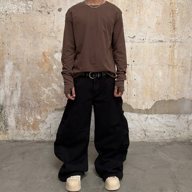 Bad Choices | Áo thun tay dài Xỏ Ngón CUT LINED vải cotton form fit