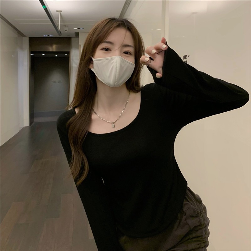 Áo Thun Dài Tay Nữ Ngắn Dáng Ôm 2025 – Cổ U Quyến Rũ, Phong Cách Sweet & Sexy, Mềm Mịn Co Giãn, Dễ Phối Đồ