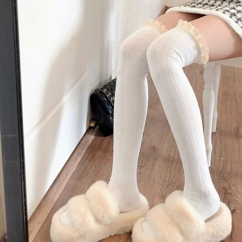Vớ dài nữ viền ren cao đến đùi dáng ôm chân, phong cách tiểu thư Hàn Quốc – chất cotton dày co giãn, phối boots, giày