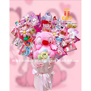 Set quà sinh nhật Stitch hồng, quà bánh kẹo màu hồng, gấu bông Stitch hồng, bó hoa bánh kẹo, quà tặng bạn gái, bé gái