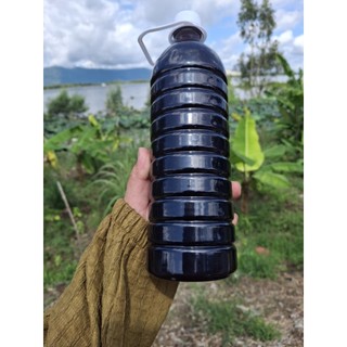 nước mắn cá linh truyền thống. sau khi ủ 1 năm được nấu thủ công .