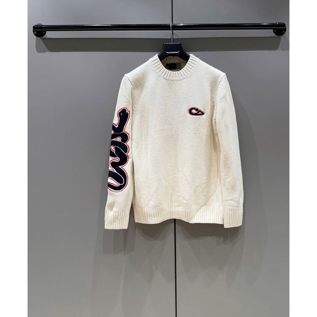 ⚡️[Hight Quality] Áo Sweater Len Sna1e Cổ Tròn Nam Nữ - Điểm Nhấn Thêu Hoạt Họa Tiết Tay Độc Đáo Loại 1