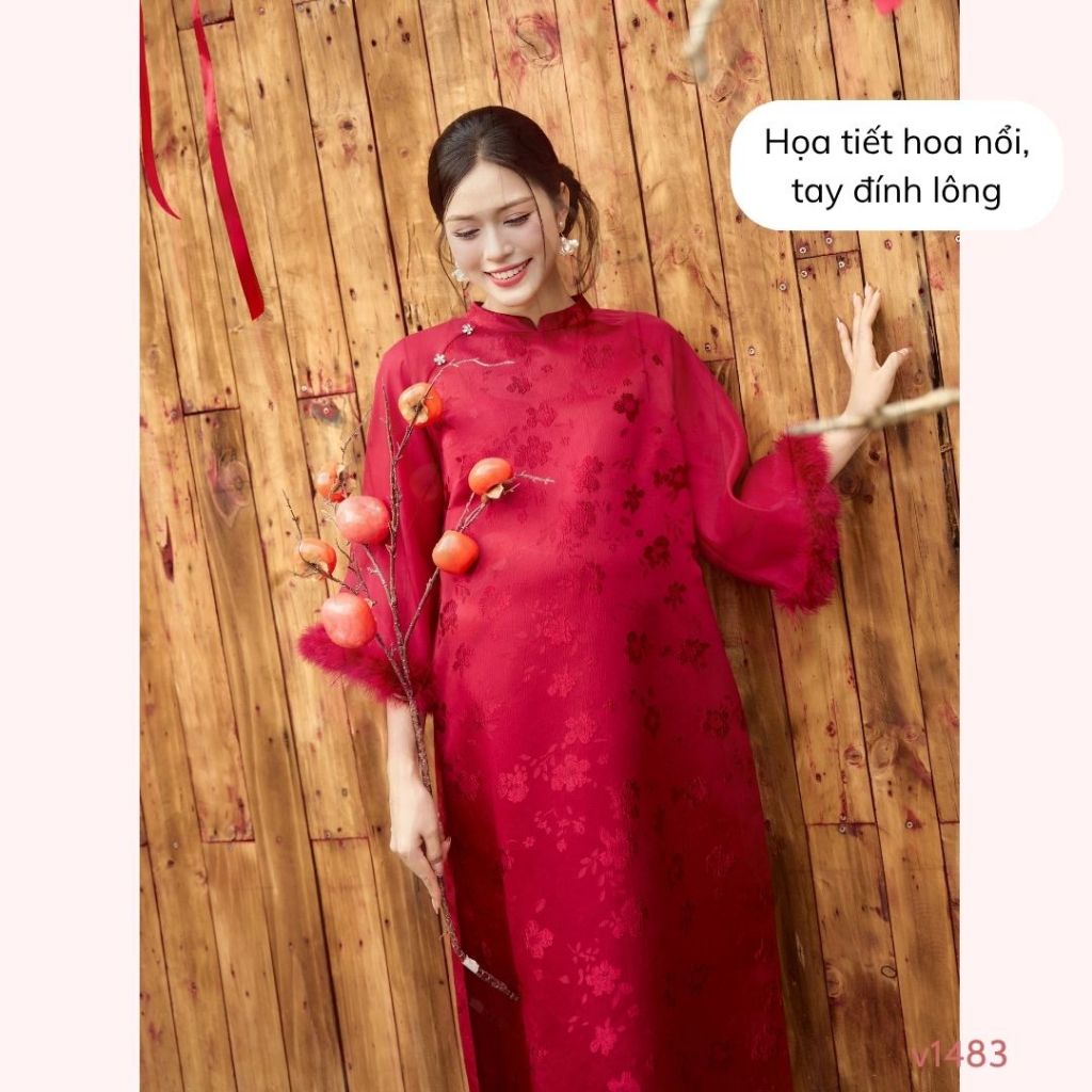 Áo dài chất gấm mềm mại có in họa tiết nổi, tay đính lông mặc dịp Lễ, Tết, Sự kiện - V1483 B2MUM