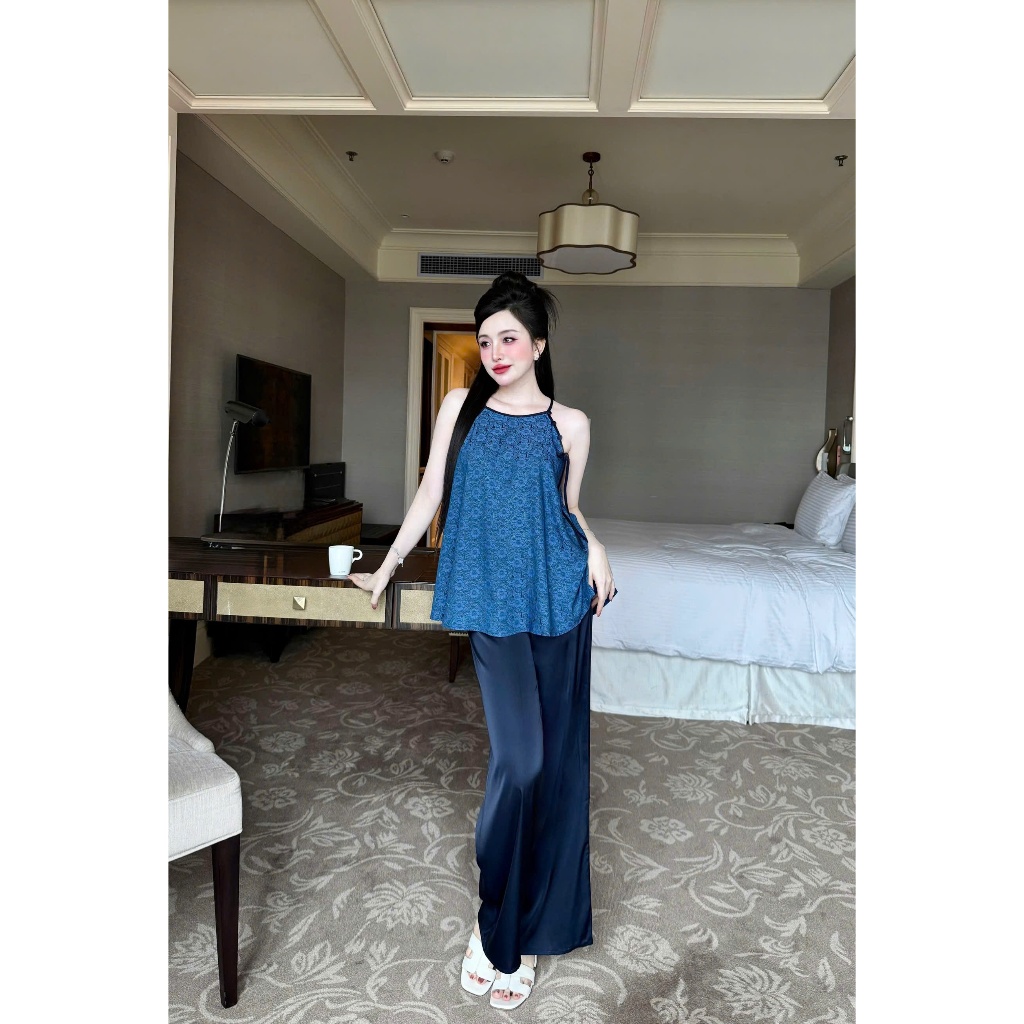 Bộ yếm nữ Vy Linh quần dài chất liệu gấm họa tiết hoa lá (TÙY LÔ) phối quần lụa latin thoáng mát s1256
