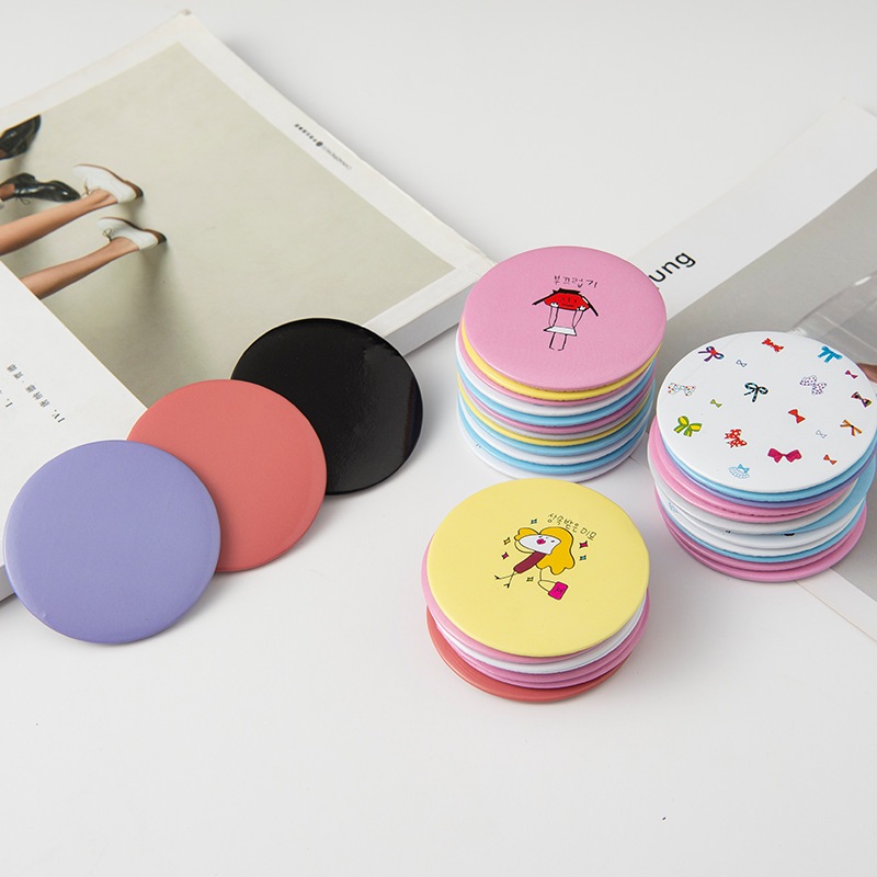 Gương tròn mini phong cách Hàn Quốc – thiết kế hoạt hình dễ thương, nhỏ gọn và tiện lợi.