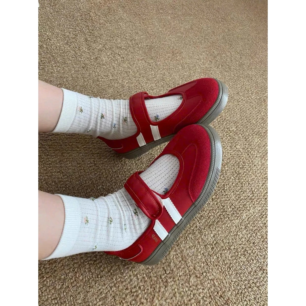 Giày Thể Thao Nữ CIRA 1 Quai Dán Đế Bệt Basic Dễ Đi Thoải Mái Có 3 Màu Kem Trắng Đen Đỏ Size 36-40 | Tiệm giày Quỳnh Anh