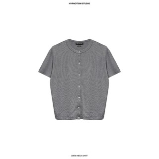 HYPNOTISM |"CREW NECK SHIRT" Áo cổ tròn unisex ngắn tay phối cúc vải dệt kim mềm mịn
