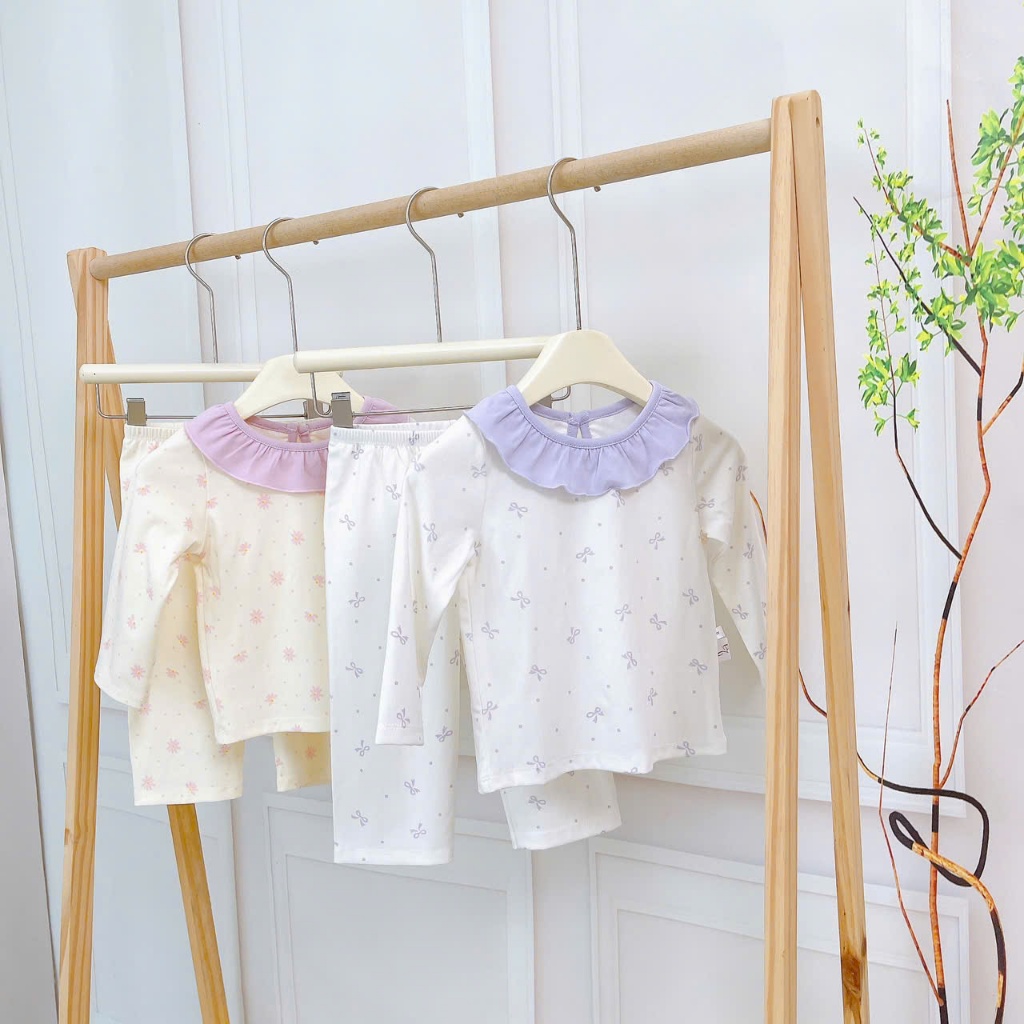 Bộ dài tay bé gái Lyocell Lá Homewear A348,  đồ dài cho bé cổ bèo xinh xắn hoa nhí nơ