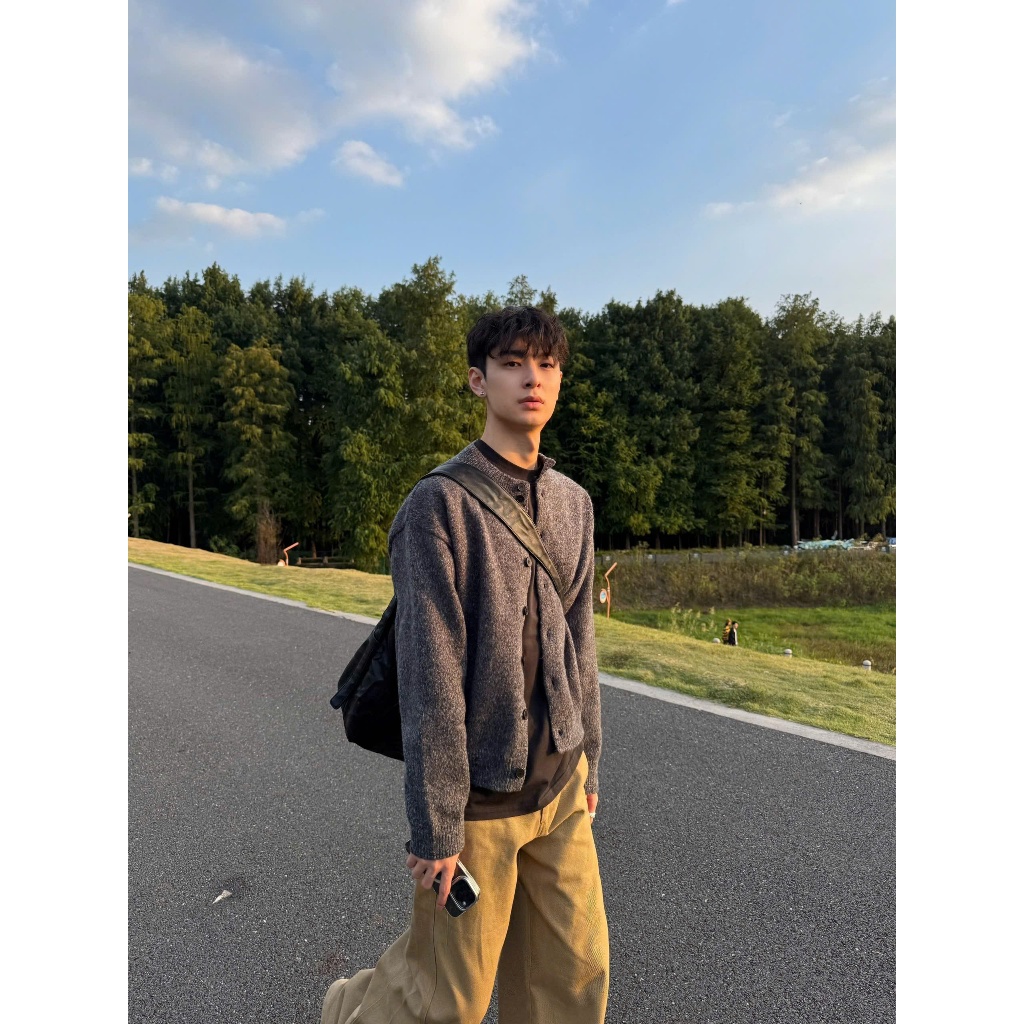 Áo Khoác Len Cardigan 𝐂𝐎𝐎𝐋𝐂𝐑𝐄𝐖 Basic Mềm Mịn Form Rộng Unisex Phong Cách Hàn Quốc ALD 04 AKD073 | BigBuy360 - bigbuy360.vn