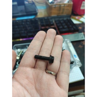 ốc lục giác đen bắt cùm thắng pcx 125 150 ( giá 1 con )
