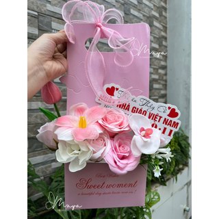 Giỏ hoa sáp 10 bông, 20 bông Kèm banner tone hồng xinh xắn - Quà tặng dịp lễ, sinh nhật, người yêu
