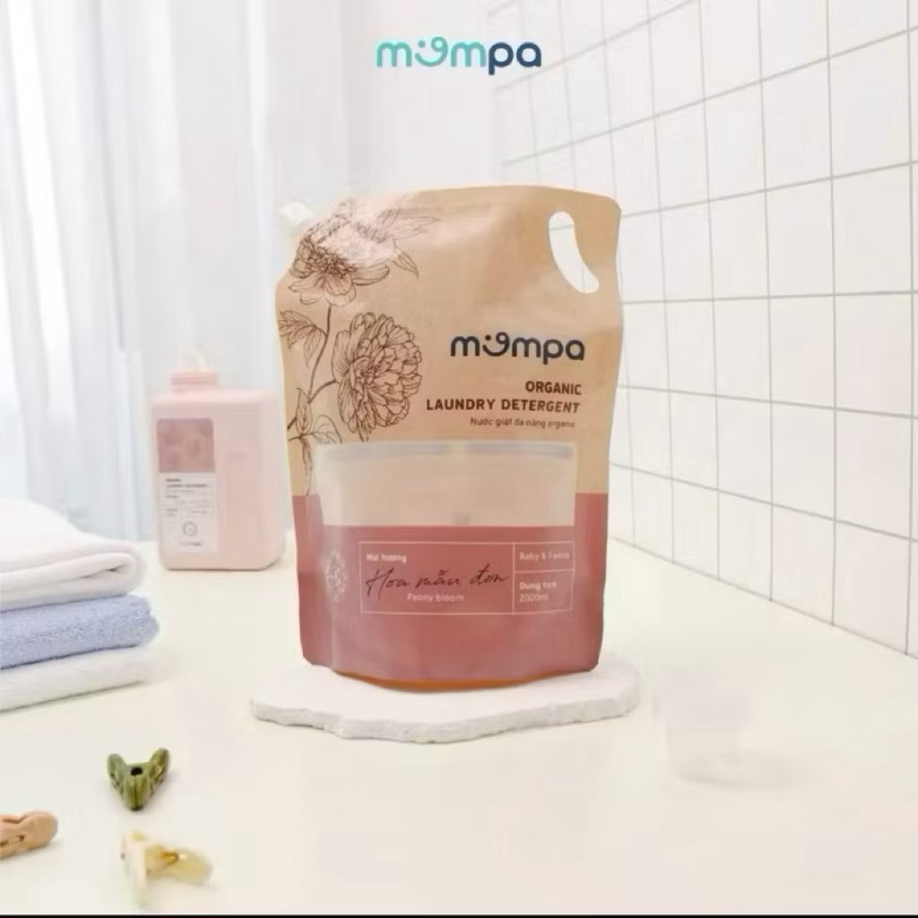 Nước Giặt Mompa Biotech – Dịu Nhẹ Cho Da Bé – 5 Mùi Hương Cao Cấp – Sạch Sâu & Thơm Lâu – Túi 2000ml