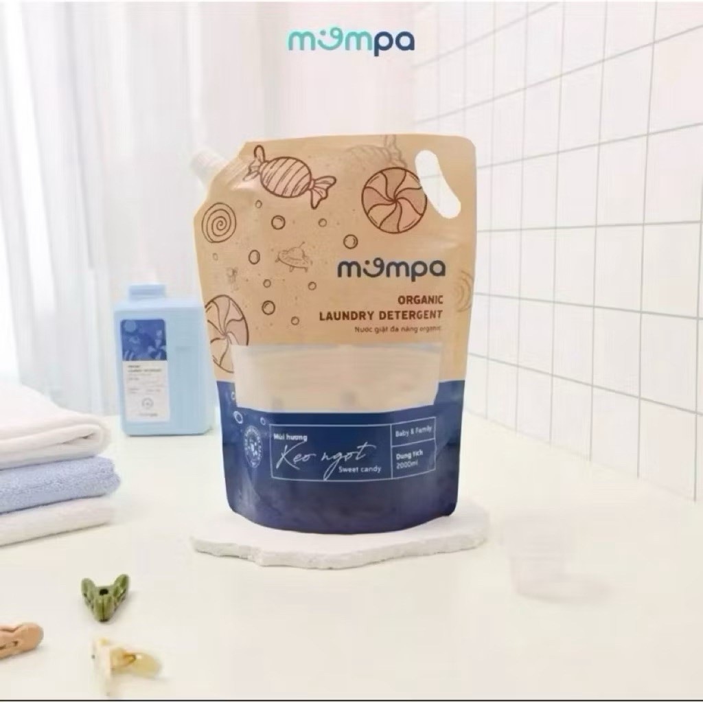 Nước Giặt Mompa Biotech – Dịu Nhẹ Cho Da Bé – 5 Mùi Hương Cao Cấp – Sạch Sâu & Thơm Lâu – Túi 2000ml