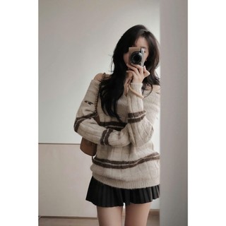 Áo Len Lông Mềm Trễ Vai Dài Tay Phối Kẻ Nâu 247store MochaKnit Off Shoulder Sweater Style Hàn Quốc Alentrevai811