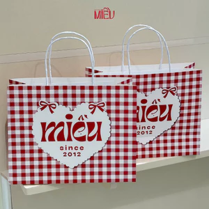 Túi giấy Miều họa tiết hoa chất liệu dầy dặn Miều Est.2013