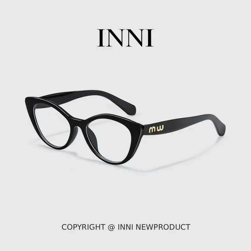 Kính Cận Mắt Mèo MOCO 835 Unisex Thời Trang, Gọng Nhựa Cao Cấp, Thiết Kế Cá Tính Hiện Đại