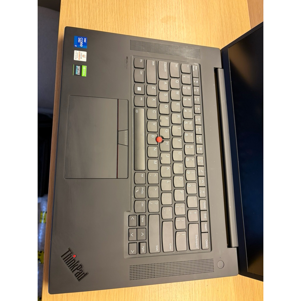 ThinkPad P1 Gen 4 i7-11850H Ram 64G SSD 512GB Nvidia T1200 16 inch 2k IPS 100% Adobe | BigBuy360 - bigbuy360.vn