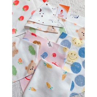 Set 3 yếm tam giác giữ ấm cổ cao cấp cho bé chất liệu mềm mịn, họa tiết dễ thương 43x22x30cm
